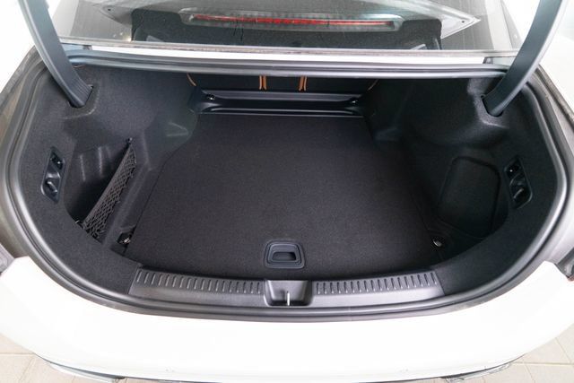 New 2026 Mercedes-Benz E 350 4MATIC Sedan image 33