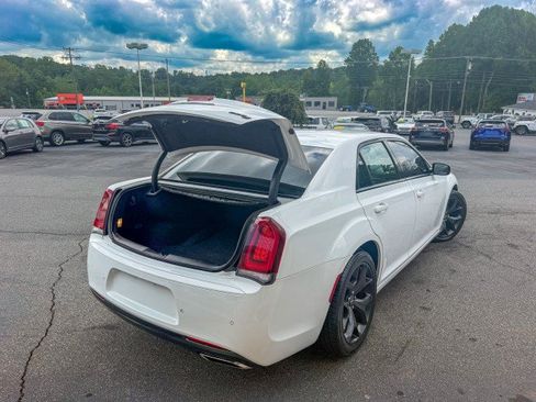 Used 2021 Chrysler 300 S RWD image 16