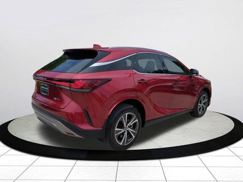 Used 2023 Lexus RX 350 Premium w/ Cold Area Package FWD image 4