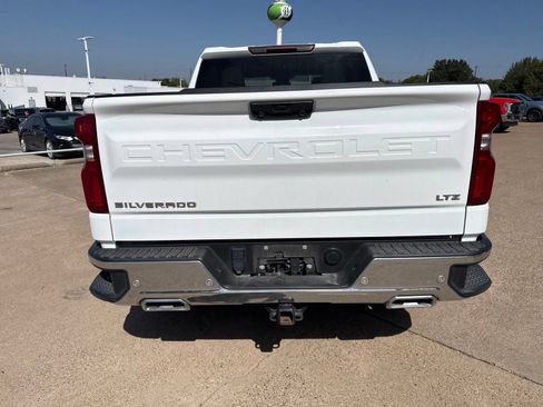 Used 2023 Chevrolet Silverado 1500 LTZ w/ Z71 Off-Road Package AWD/4WD image 6