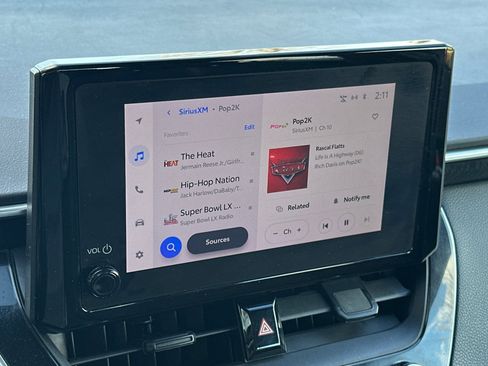 Used 2023 Toyota Corolla SE image 17