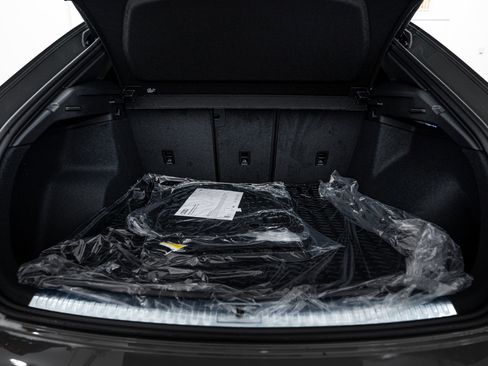 New 2025 Audi Q3 2.0T Premium image 18