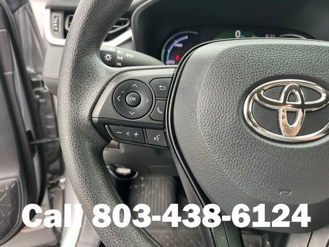 Used 2024 Toyota RAV4 LE AWD/4WD image 21
