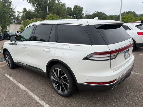 Used 2022 Lincoln Aviator Reserve w/ Equipment Group 201A AWD/4WD image 4