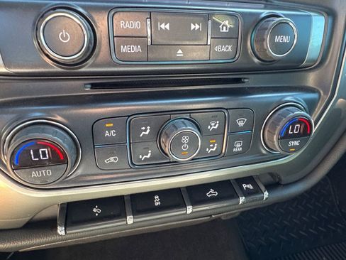 Used 2018 Chevrolet Silverado 1500 LT w/ All Star Edition image 34