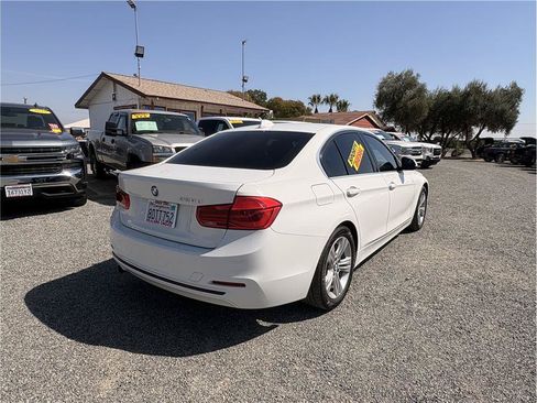 Used 2018 BMW 328d Sedan RWD image 4