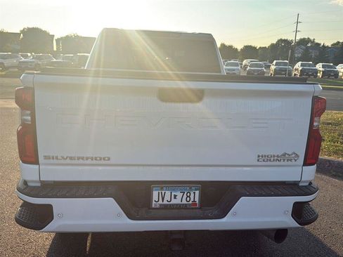 Used 2023 Chevrolet Silverado 2500 High Country w/ Safety Package II AWD/4WD image 5
