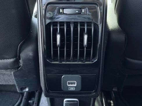 Certified 2022 Jeep Compass Limited AWD/4WD image 23