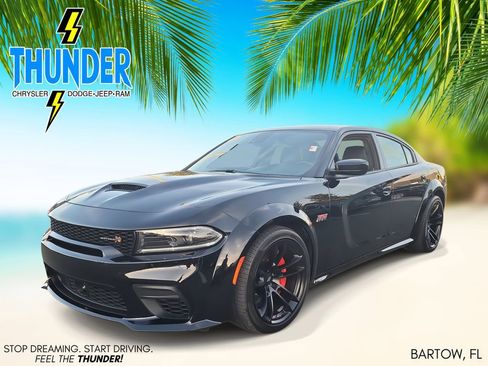 Used 2022 Dodge Charger Scat Pack image 2