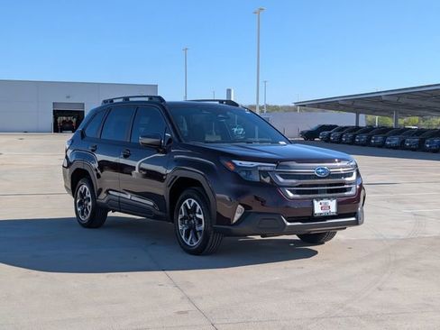 Certified 2026 Subaru Forester Premium image 7