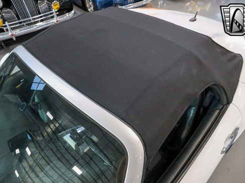 Used 2008 Saturn Sky Red Line image 25