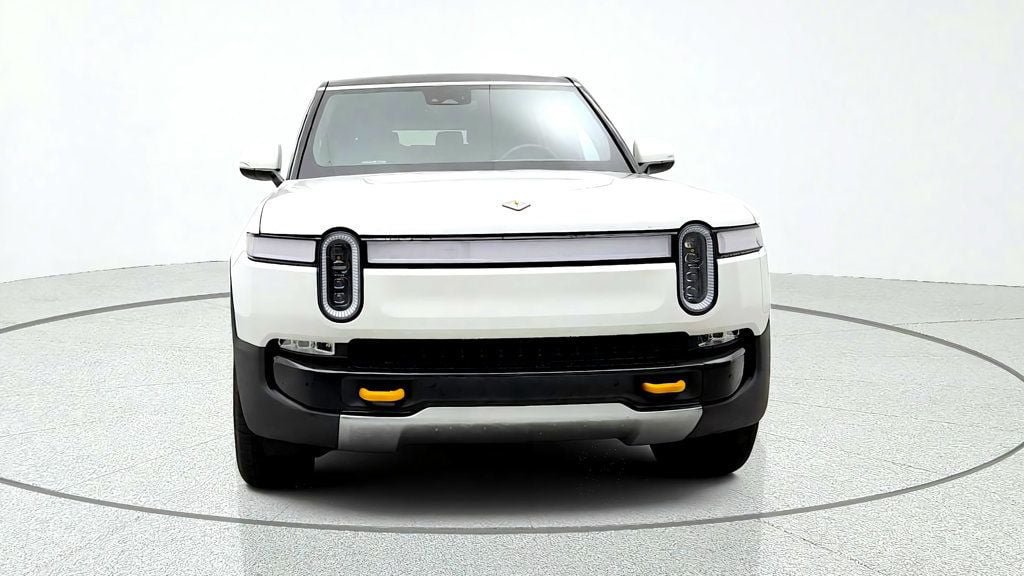 Used 2024 Rivian R1S Adventure Quad AWD/4WD image 2