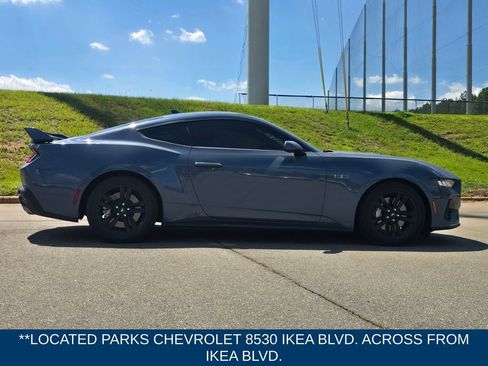 Used 2024 Ford Mustang GT RWD image 2
