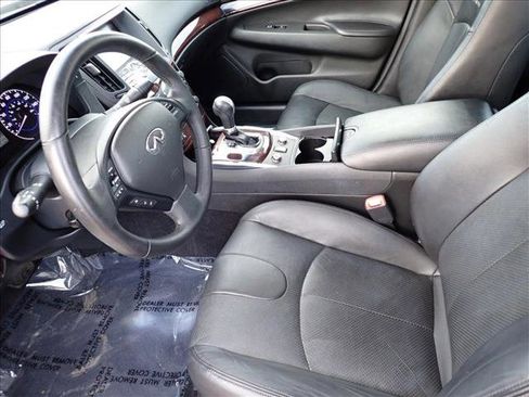 Used 2011 INFINITI G37 x w/ Premium Pkg image 9
