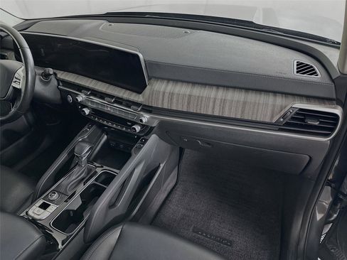 Used 2023 Kia Telluride EX image 30