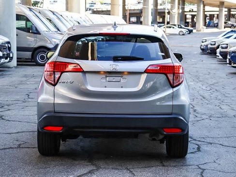 Used 2017 Honda HR-V EX-L image 5