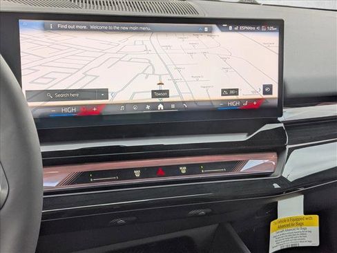 New 2026 BMW 550e xDrive 550e xDrive w/ Premium Package image 14