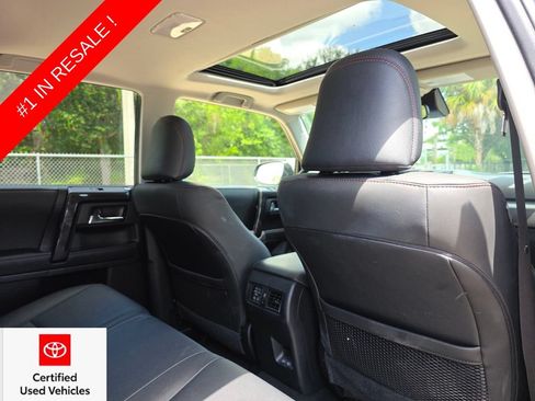 Certified 2024 Toyota 4Runner TRD Off-Road Premium w/ Moonroof Package AWD/4WD image 16