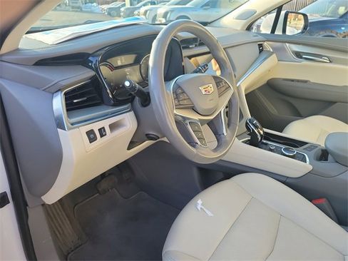 Used 2023 Cadillac XT5 Premium Luxury image 25