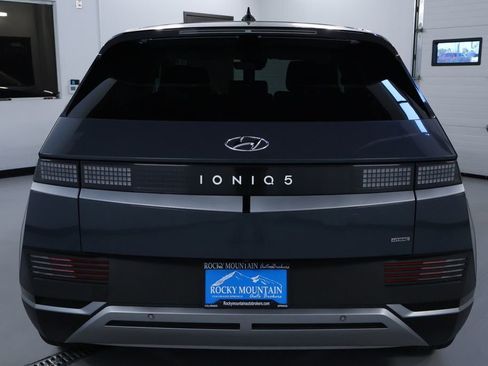 Used 2022 Hyundai Ioniq 5 SE image 6