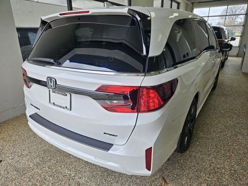 New 2026 Honda Odyssey Sport-L image 2