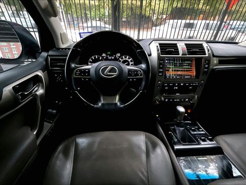 Used 2020 Lexus GX 460 Luxury image 5