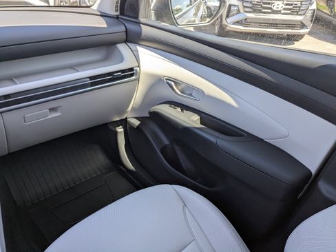 New 2026 Hyundai Tucson SEL image 17