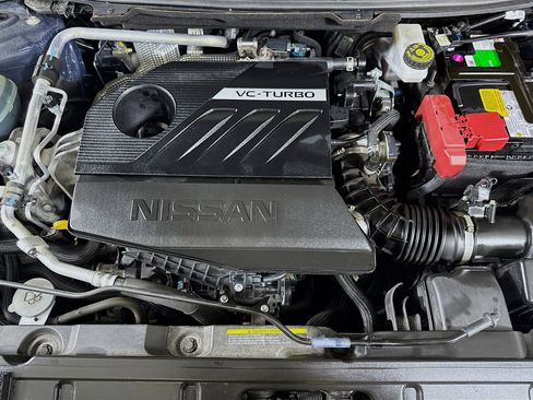 Used 2023 Nissan Rogue SV image 39