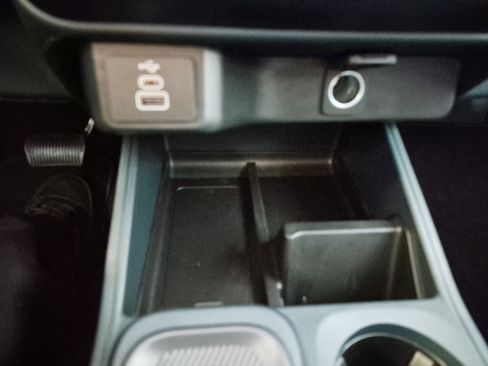 New 2025 Ford Maverick XL image 27