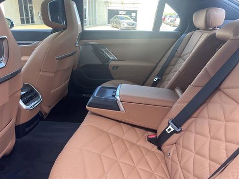 New 2025 BMW 740i xDrive image 24