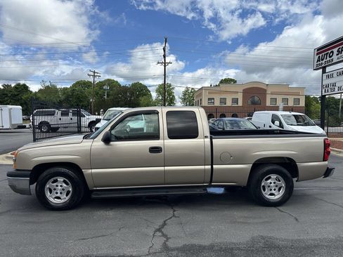 Used 2004 Chevrolet Silverado 1500 LS w/ Light Duty Power Package RWD image 8