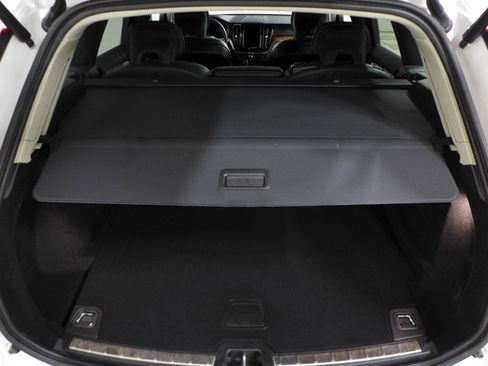 Used 2023 Volvo XC60 B5 Plus w/ Climate Package AWD/4WD image 62