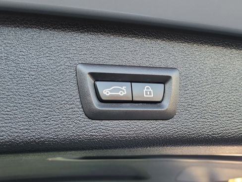 Used 2017 BMW X3 xDrive28i image 20