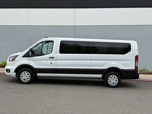 Used 2023 Ford Transit 350 XLT RWD image 3