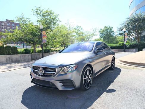 Used 2018 Mercedes-Benz E 43 AMG 4MATIC Sedan image 4