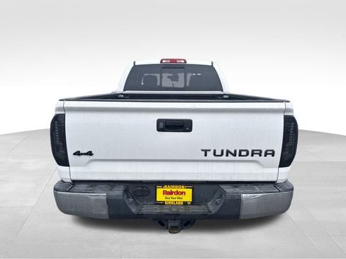Used 2015 Toyota Tundra SR5 w/ SR5 Upgrade Package image 6