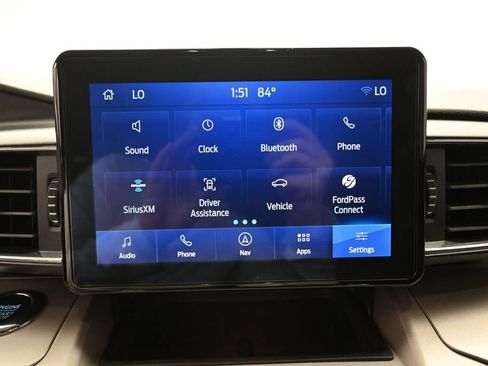 Used 2023 Ford Explorer XLT w/ Equipment Group 202A AWD/4WD image 17