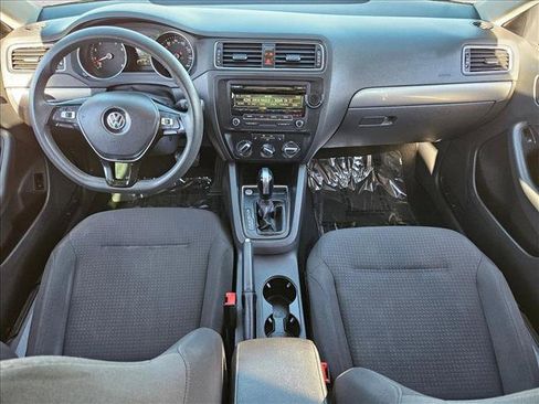 Used 2015 Volkswagen Jetta SE FWD image 15