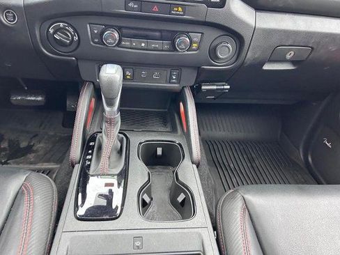 Used 2023 Nissan Frontier PRO-4X w/ Pro-4X Premium Package image 17