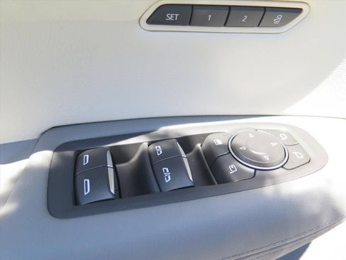 New 2026 Cadillac XT5 Premium Luxury w/ Driver Assist Package FWD image 11