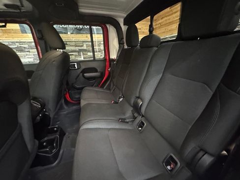 Used 2020 Jeep Gladiator Sport AWD/4WD image 31