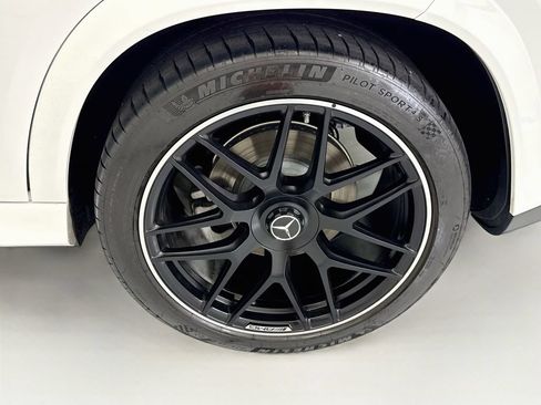 Used 2025 Mercedes-Benz GLE 53 AMG 4MATIC image 31