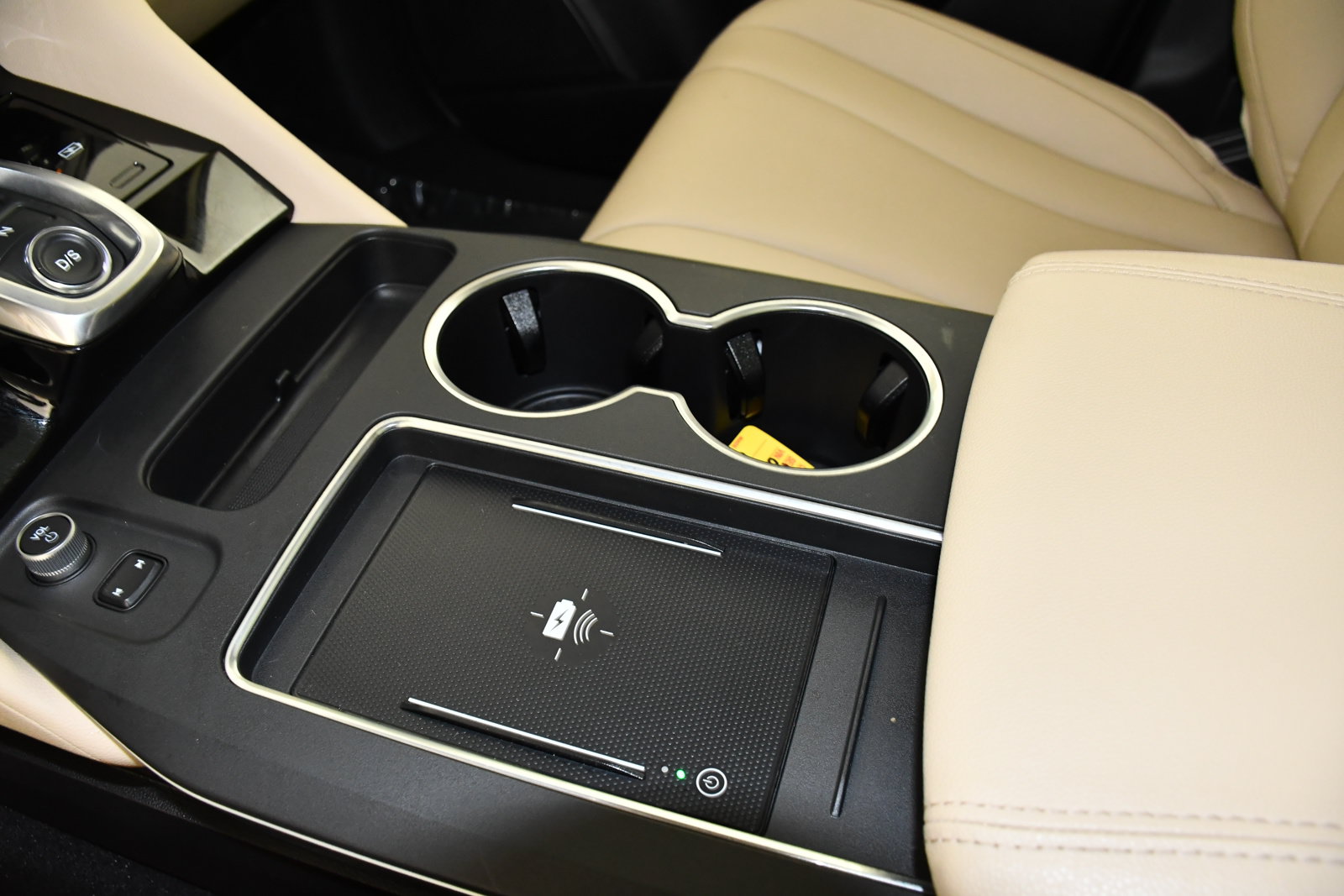 Used 2025 Acura MDX SH-AWD image 31