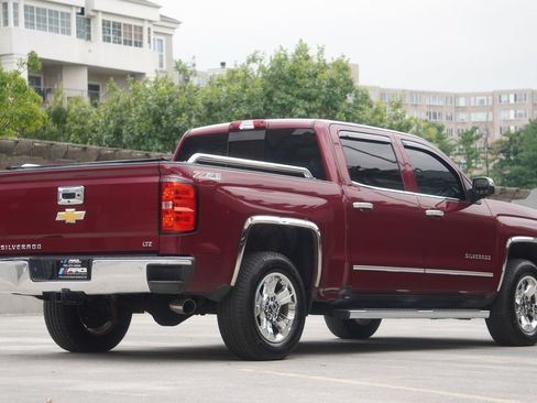 Used 2014 Chevrolet Silverado 1500 LTZ Z71 w/ LTZ Plus Package AWD/4WD image 24
