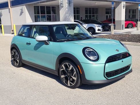 Used 2025 MINI Cooper S image 9