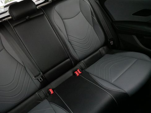 Used 2026 Volkswagen Tiguan SE R-Line AWD/4WD image 14