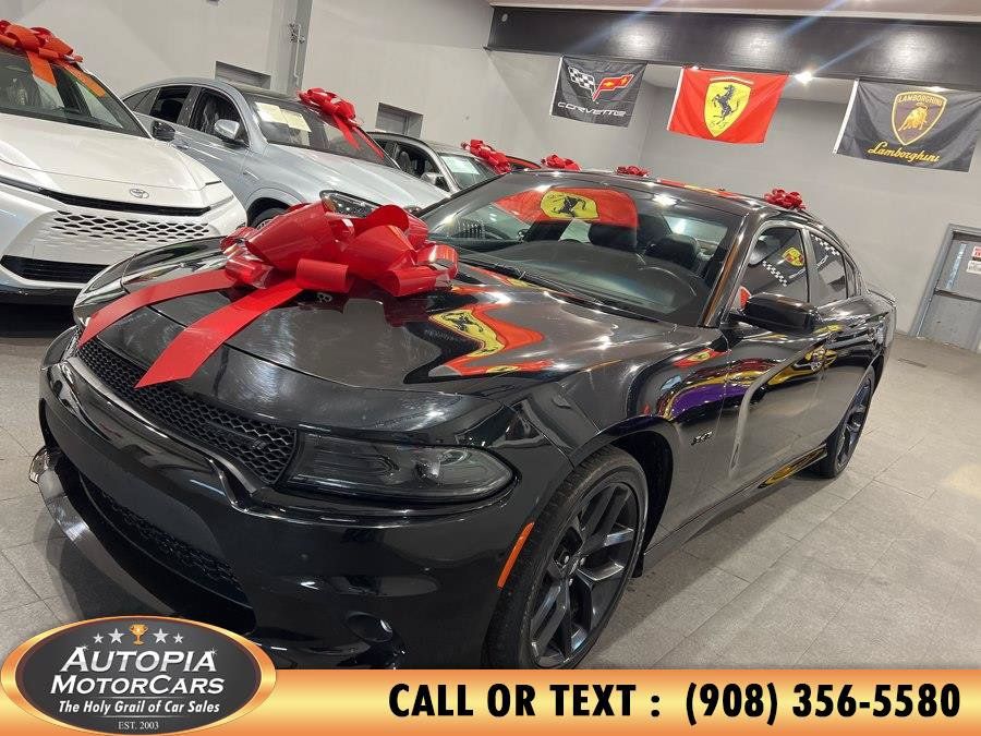 Used 2023 Dodge Charger R/T w/ Plus Group RWD image 2