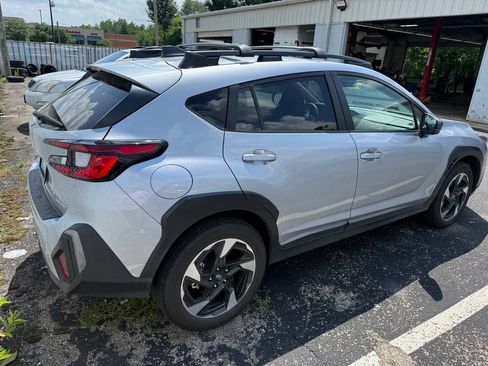 Used 2024 Subaru Crosstrek 2.5i Limited w/ Popular Package #3A AWD/4WD image 3