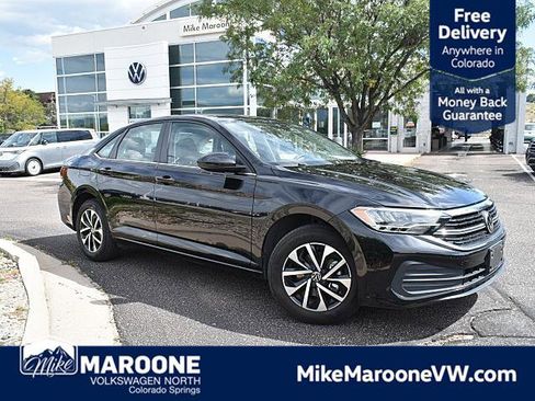 Used 2023 Volkswagen Jetta S image 1