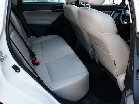 Used 2016 Subaru Forester 2.5i Limited image 17